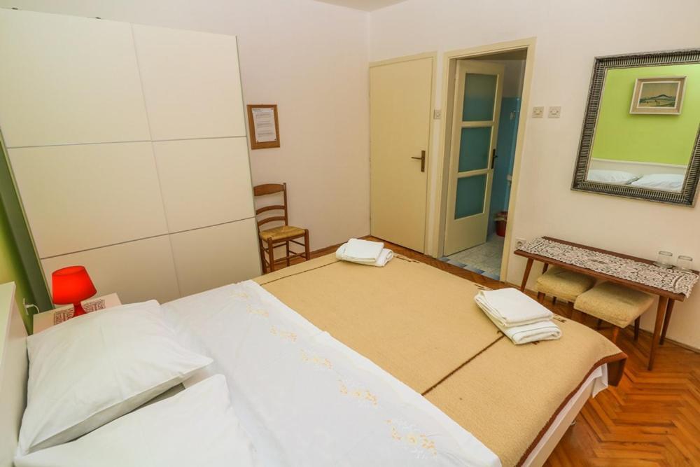 Double Rooms Tomica 2 With Balcony 巴斯卡 外观 照片
