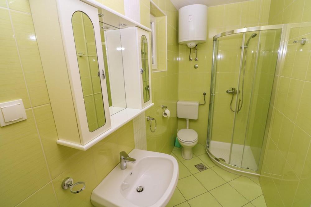 Double Rooms Tomica 2 With Balcony 巴斯卡 外观 照片
