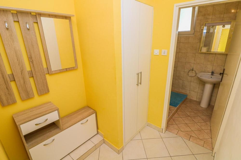 Double Rooms Tomica 2 With Balcony 巴斯卡 外观 照片