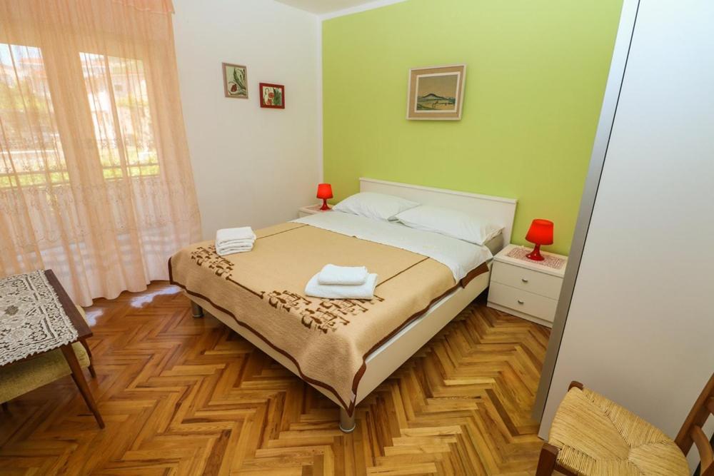 Double Rooms Tomica 2 With Balcony 巴斯卡 外观 照片