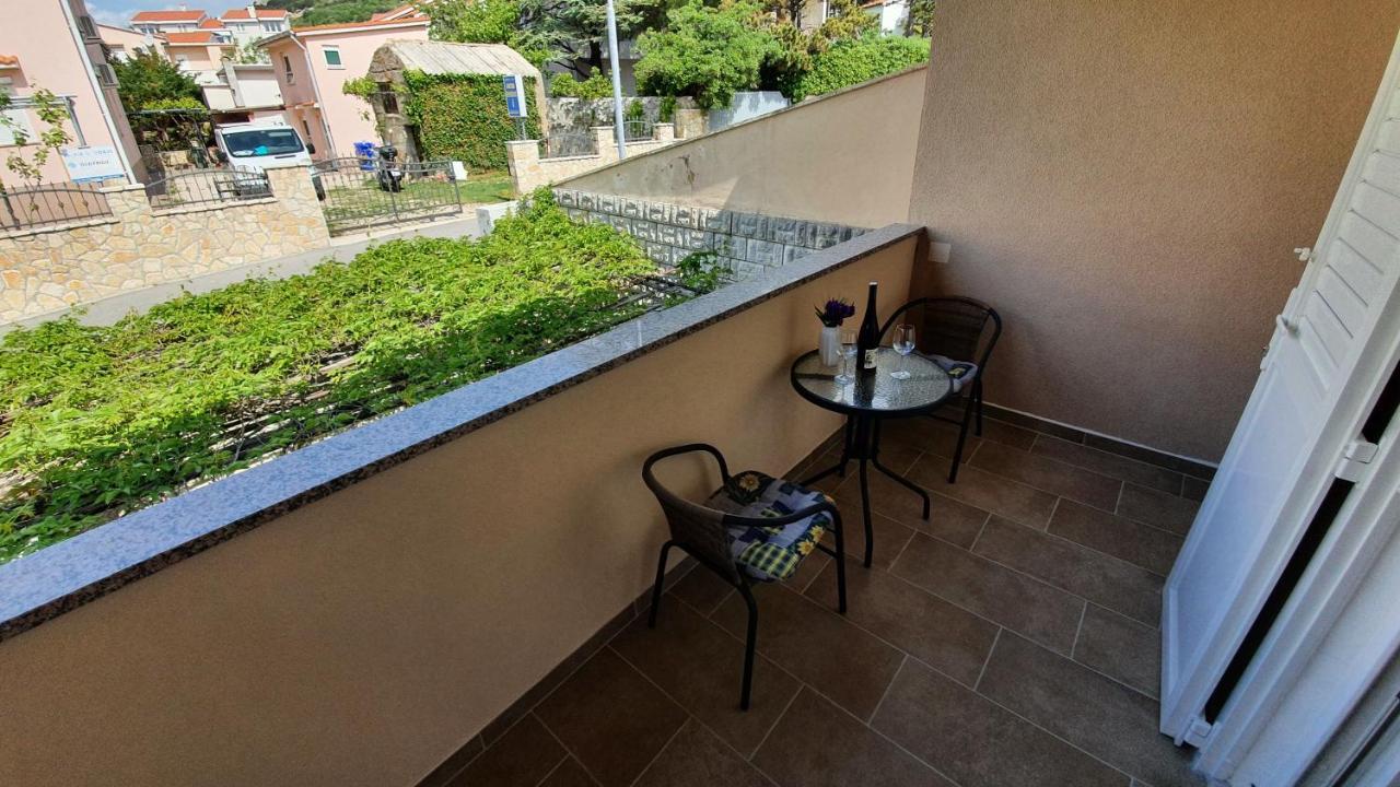Double Rooms Tomica 2 With Balcony 巴斯卡 外观 照片