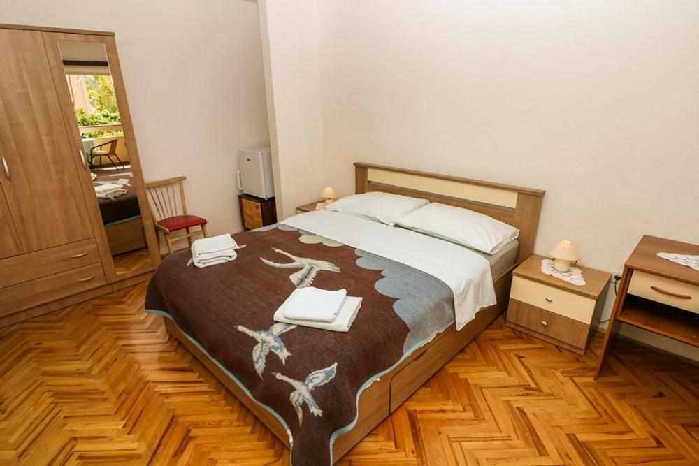 Double Rooms Tomica 2 With Balcony 巴斯卡 外观 照片