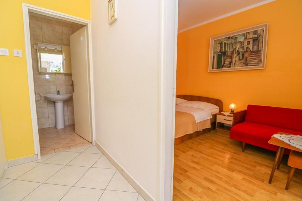 Double Rooms Tomica 2 With Balcony 巴斯卡 外观 照片